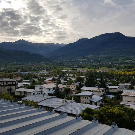 Appartement Plan D'Eau Vue Panoramique Embrun Exterior foto